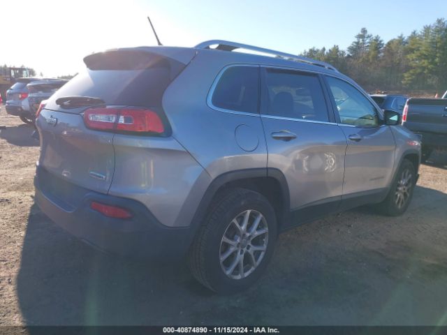 1C4PJMCB8FW744399 Jeep Cherokee Latitude