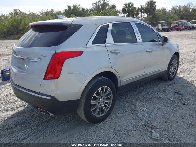 1GYKNBRSXHZ222010 Cadillac XT5 LUXURY