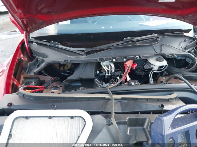 2024 TESLA MODEL Y 7SAYGDEE6RF988624 Photo 9