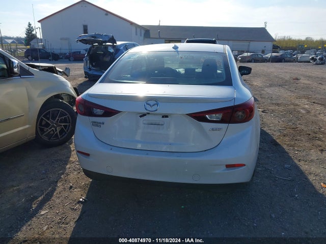 JM1BM1V36E1105620 Mazda Mazda3 S Touring