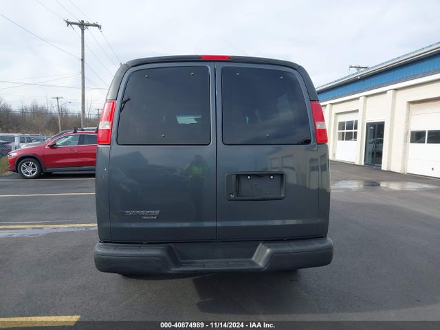Chevrolet Express 3500 Ls 2016 1GAZGLFF9G1318289 Image 16