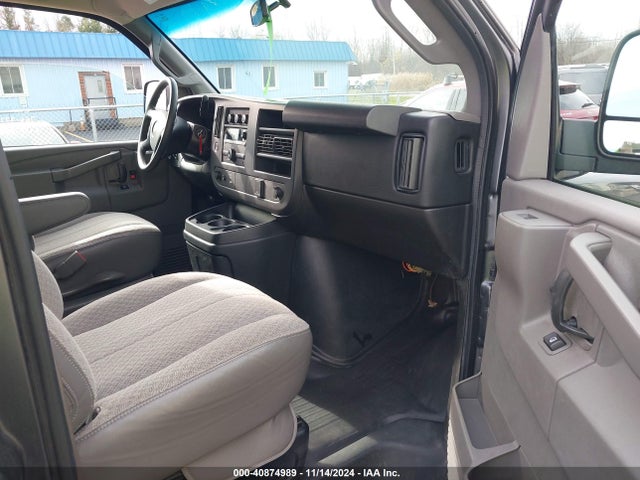 Chevrolet Express 3500 Ls 2016 1GAZGLFF9G1318289 Image 5