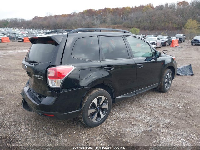 Subaru Forester 2.5i Premium 2017 JF2SJAEC3HH433776 Image 4