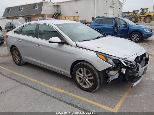 Hyundai SONATA SE 2015 5NPE24AF2FH163612 Image 1