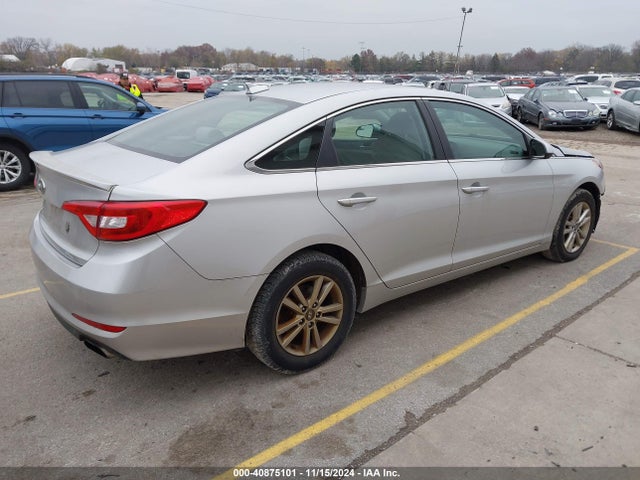 Hyundai SONATA SE 2015 5NPE24AF2FH163612 Image 4