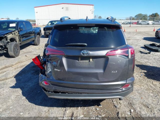 2T3WFREV3JW428241 Toyota Rav4 Adventure/xle