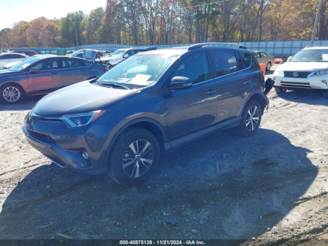 2T3WFREV3JW428241 Toyota Rav4 Adventure/xle