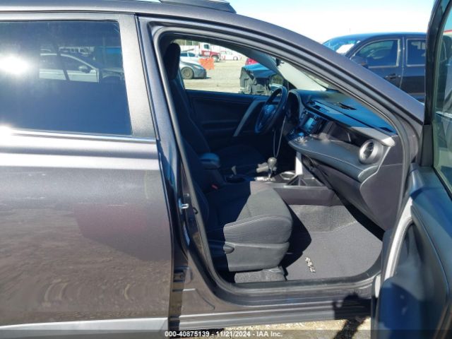 2T3WFREV3JW428241 Toyota Rav4 Adventure/xle