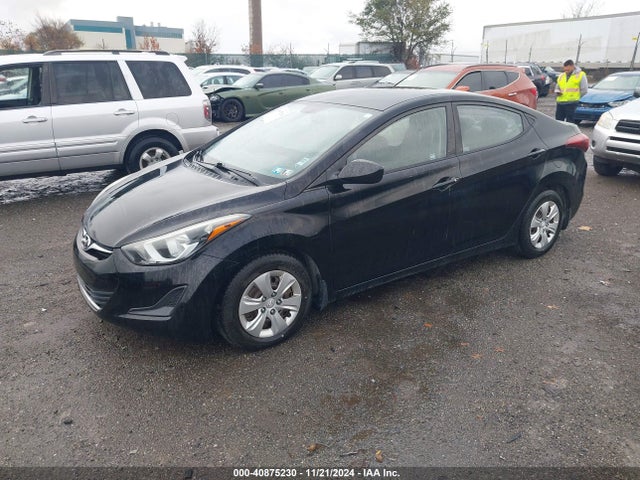 Hyundai ELANTRA SE 2016 KMHDH4AEXGU544080 Image 2