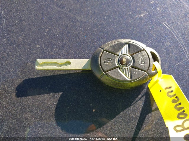 2006 MINI COOPER WMWRC33516TK66073 Photo 10