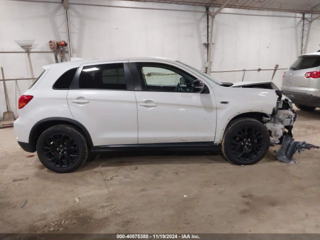JA4AR3AU9JU007093 Mitsubishi Outlander Sport 2.0 Le