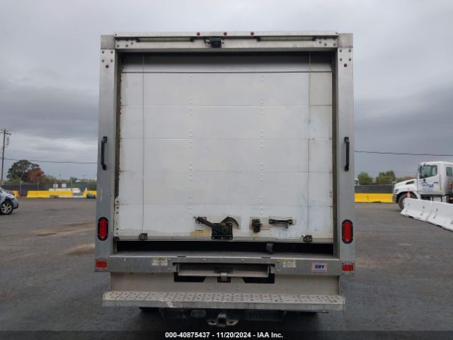 1FDBF8ZM3JKA69715 Ford Transit-350 Cab