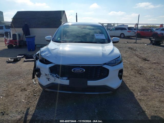 1FMCU0E17PUA63033 Ford Escape Phev
