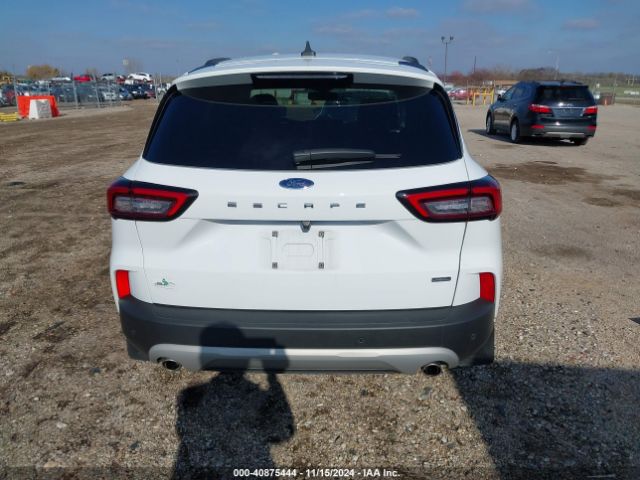 1FMCU0E17PUA63033 Ford Escape Phev