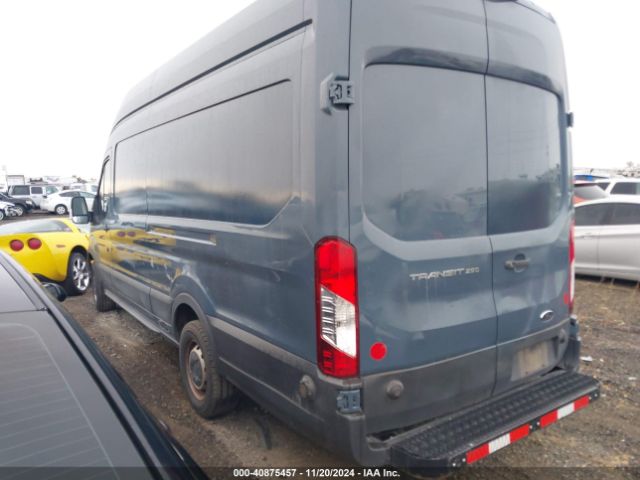 1FTBR3X88LKA19058 Ford Transit-250 Cargo Van