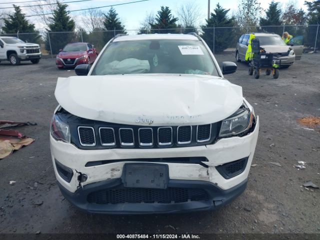3C4NJCAB8JT327738 Jeep Compass Sport Fwd