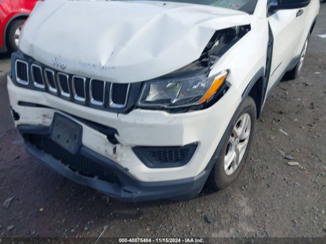 3C4NJCAB8JT327738 Jeep Compass Sport Fwd