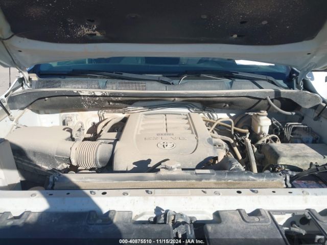 5TFDW5F16KX818940 Toyota Tundra Sr5 5.7l V8