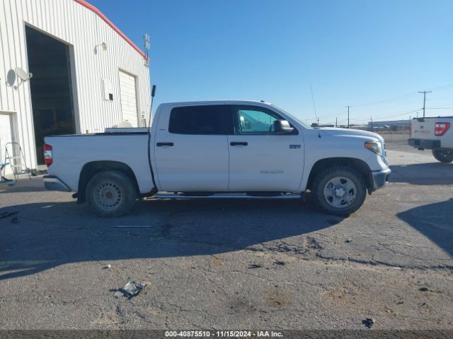 5TFDW5F16KX818940 Toyota Tundra Sr5 5.7l V8