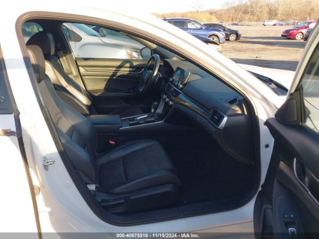 1HGCV1F39JA204699 Honda Accord Sport