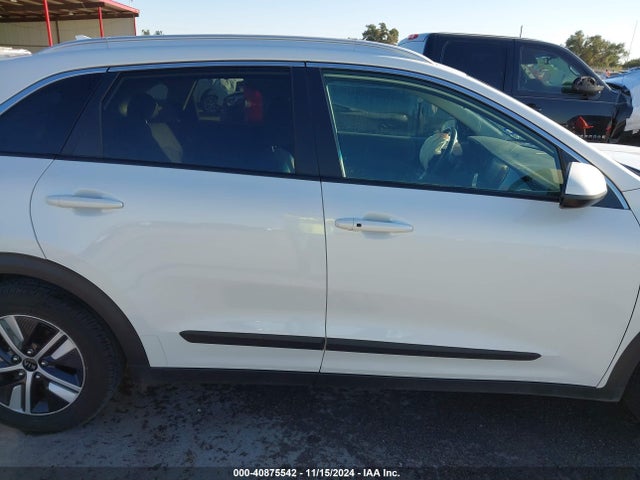 KIA Niro Lxs 2020 KNDCB3LC8L5422393 Image 13