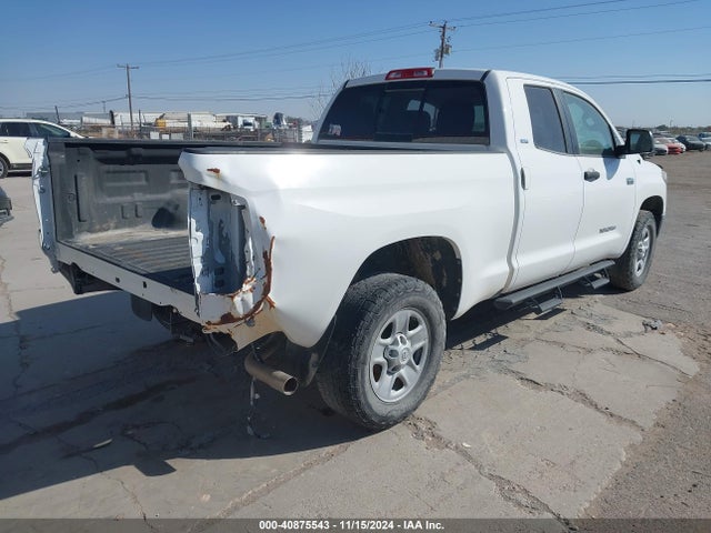 5TFUW5F16JX766739 Toyota Tundra Sr5 5.7l V8