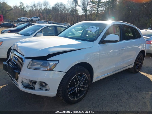 Audi Q5 2.0t Premium 2014 WA1LFAFP0EA063567 Image 2