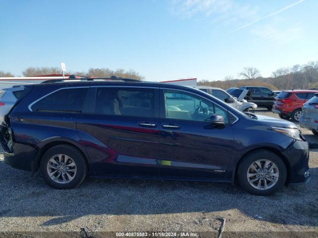 5TDJRKEC6MS050638 Toyota SIENNA XLE
