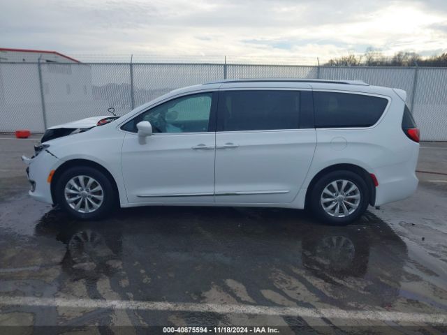 2C4RC1BG9KR625746 Chrysler Pacifica Touring L