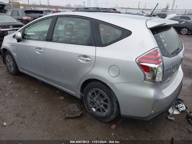 Toyota Prius V Four 2017 JTDZN3EU9HJ061729 Image 3