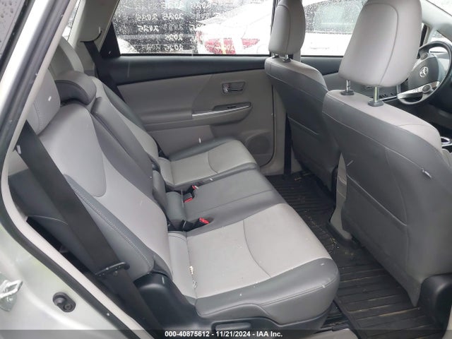 Toyota Prius V Four 2017 JTDZN3EU9HJ061729 Image 8