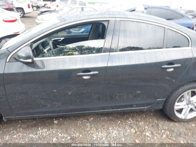 YV126MFK1F1342352 Volvo S60 T5 Premier