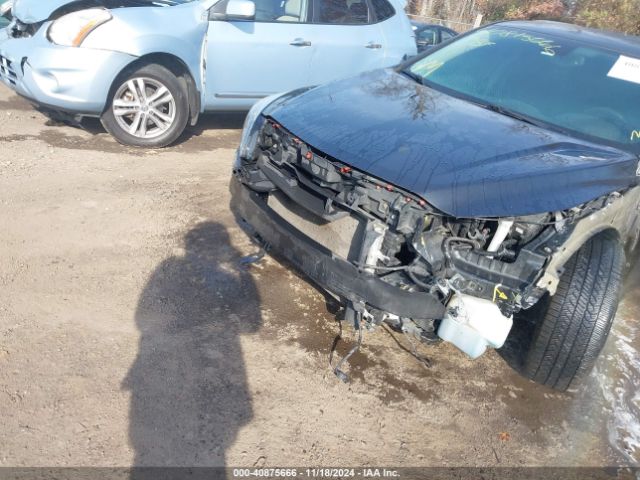 1G11H5SL1EF120811 Chevrolet Malibu 1lz