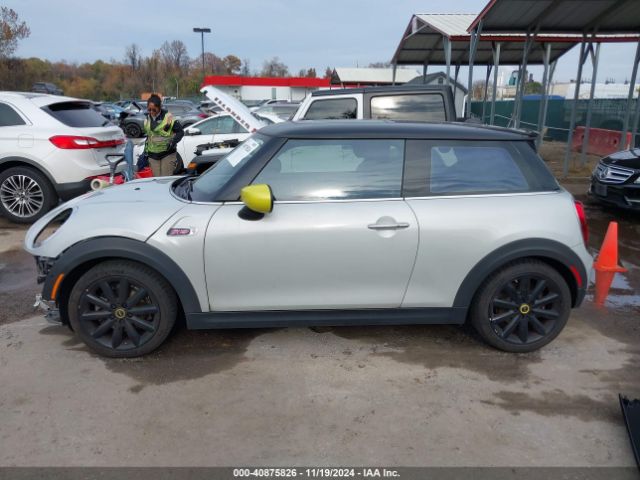 WMWXP3C09M2P24817 Mini Se Hardtop Cooper