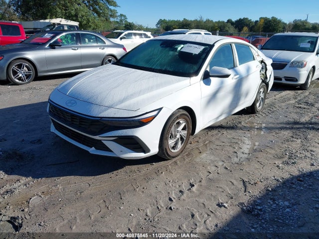 KMHLL4DG5RU832633 Hyundai ELANTRA SE