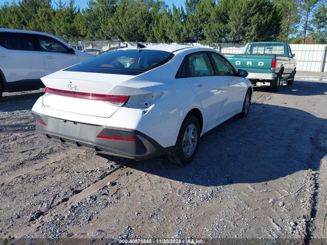 KMHLL4DG5RU832633 Hyundai ELANTRA SE