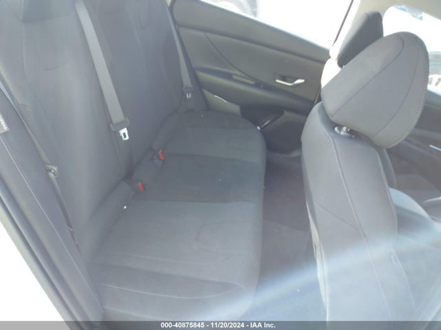 KMHLL4DG5RU832633 Hyundai ELANTRA SE