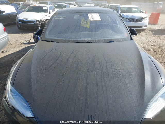2016 TESLA MODEL S 5YJSA1E22GF125888 Photo 9