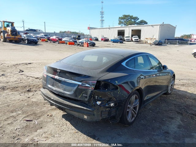 2016 TESLA MODEL S 5YJSA1E22GF125888 Photo 3