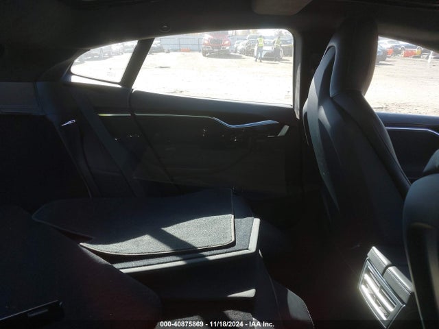 2016 TESLA MODEL S 5YJSA1E22GF125888 Photo 7