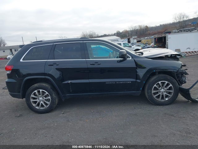 1C4RJFAGXMC650672 Jeep Grand Cherokee Laredo X 4x4
