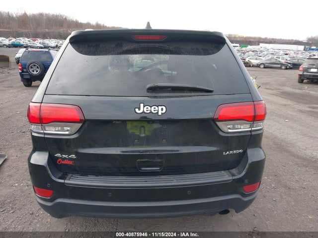 1C4RJFAGXMC650672 Jeep Grand Cherokee Laredo X 4x4
