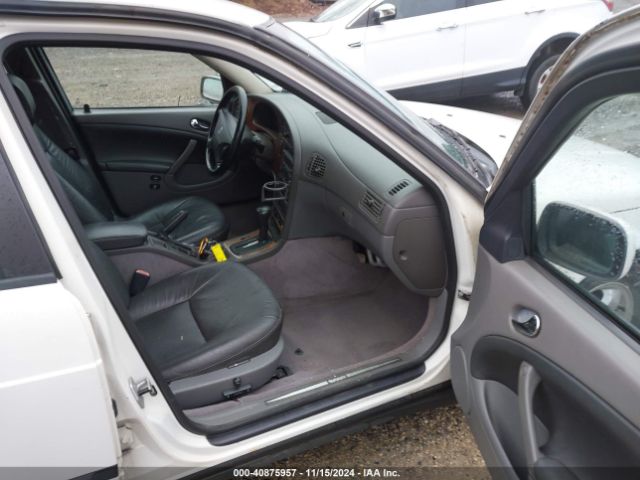 2000 SAAB 9-5 YS3EF48Z1Y3057292 Photo 4