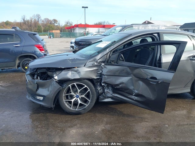 Ford FOCUS SE 2016 1FADP3F2XGL260945 Image 6