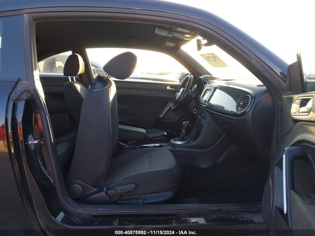 3VWF17AT5GM635146 Volkswagen Beetle 1.8t S