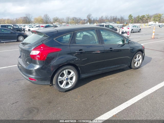 Ford FOCUS SE 2014 1FADP3K21EL404692 Image 4