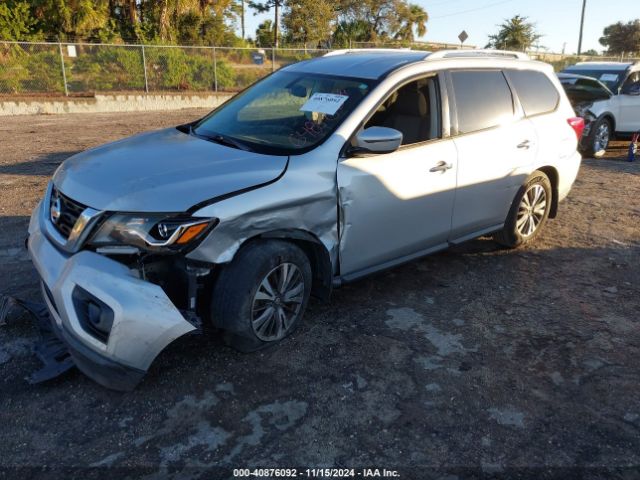 5N1DR2MN5HC648786 Nissan Pathfinder Sv
