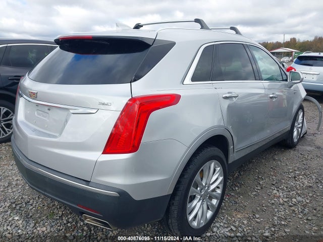 2017 CADILLAC XT5 1GYKNCRS2HZ114440 Photo 3