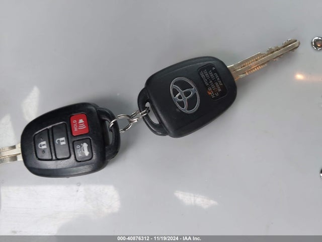 Toyota COROLLA LE 2015 2T1BURHE7FC272335 Image 11