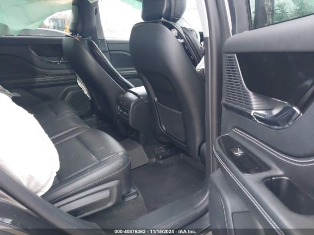 5LMCJ1D99LUL16687 Lincoln Corsair Standard